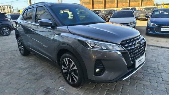 NISSAN KICKS 1.6 16V FLEXSTART ADVANCE XTRONIC NISSAN KICKS 1.6 16V FLEXSTART ADVANCE XTRONIC